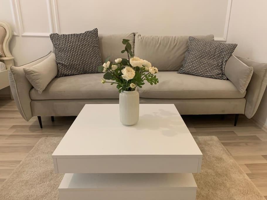 Helen Homestay Vysehrad Prague Ngoại thất bức ảnh